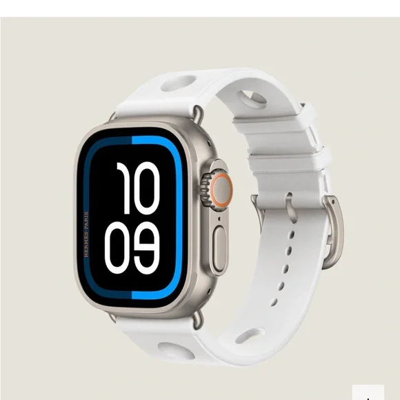 Hermes Apple Watch White Watch Band - Picture 5 of 8